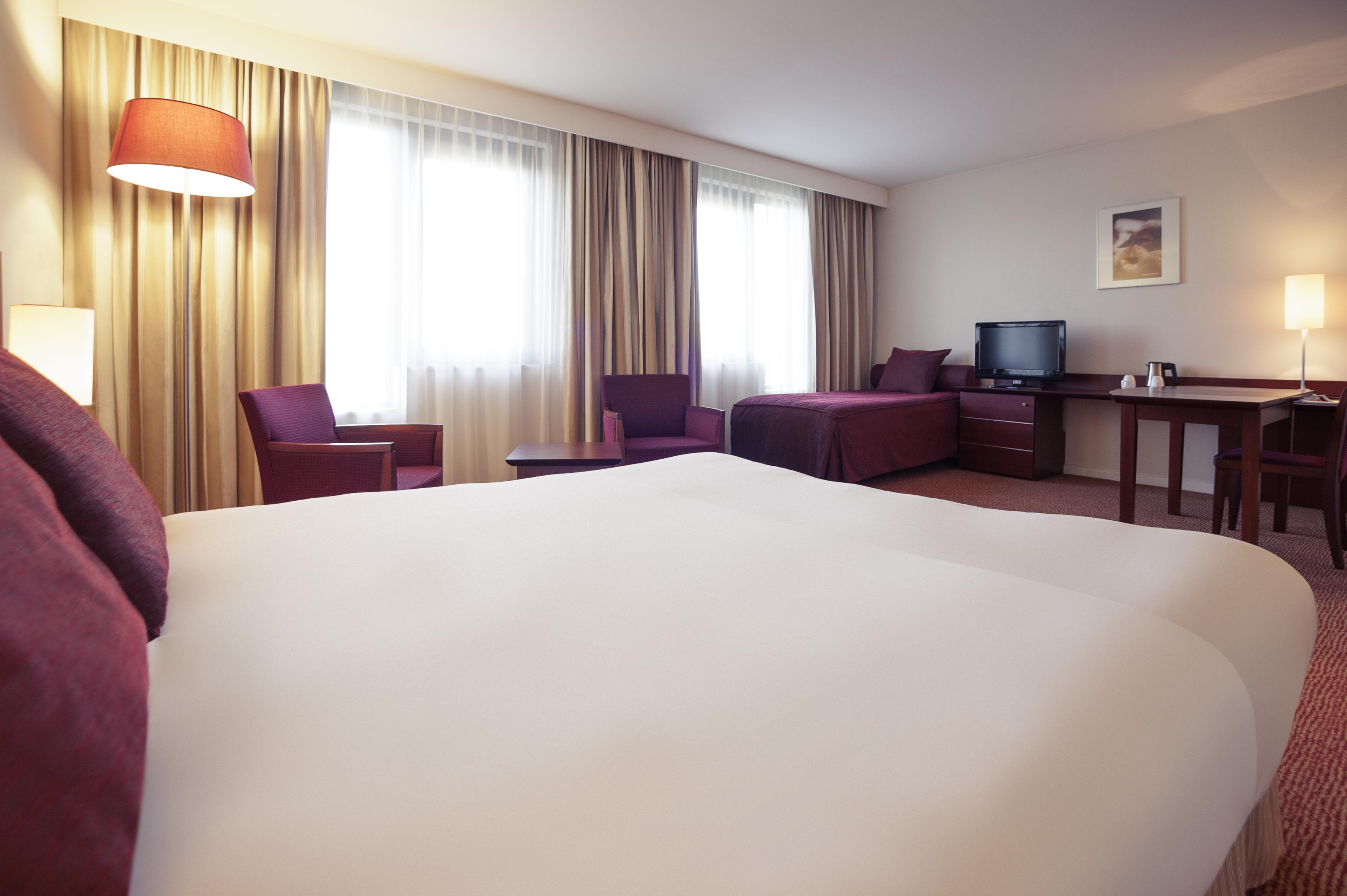 Mercure Hotel Brussels Airport Дігем Екстер'єр фото