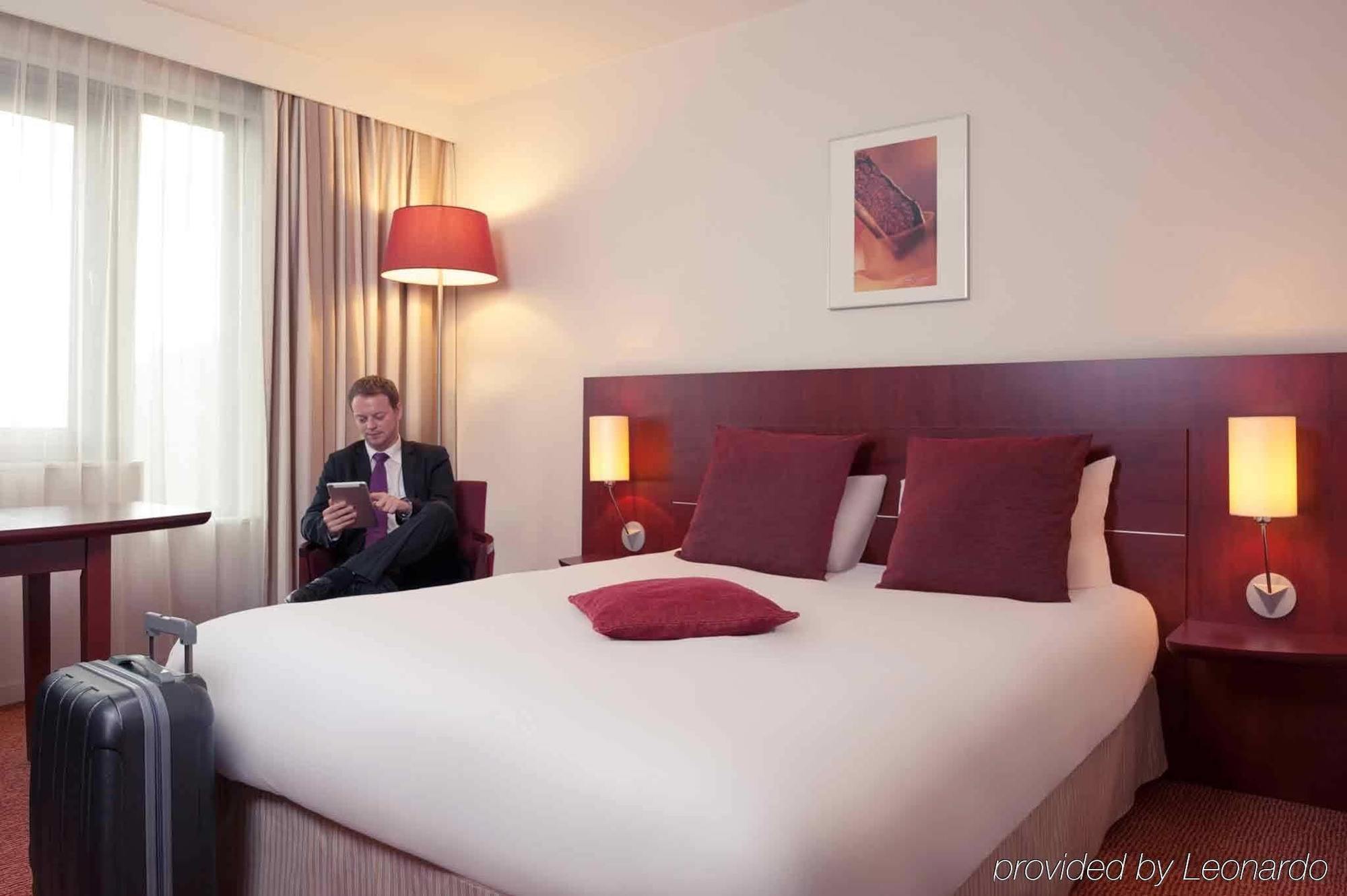 Mercure Hotel Brussels Airport Дігем Екстер'єр фото